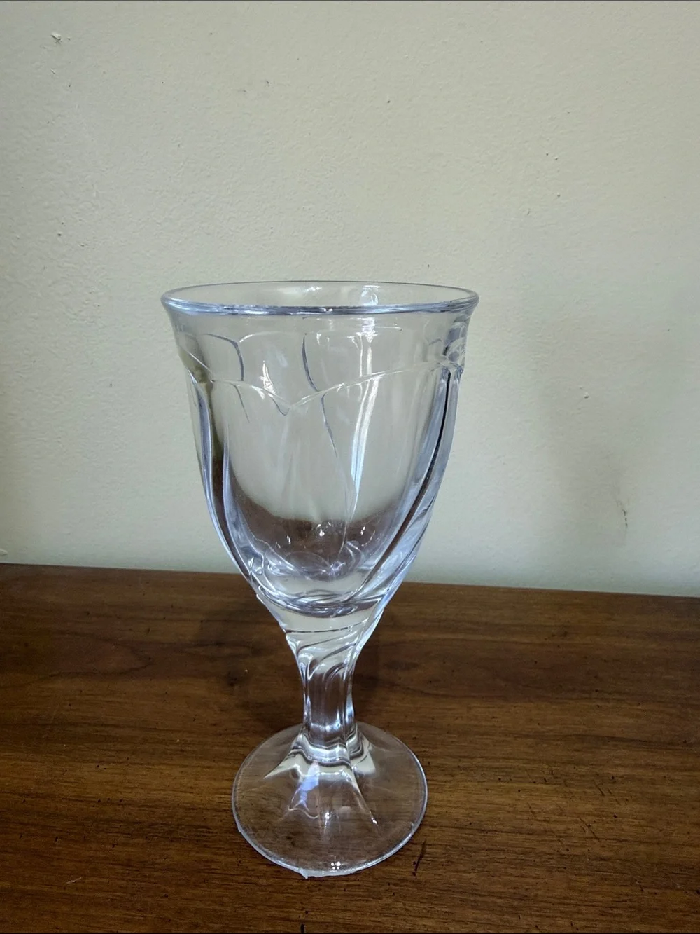Noritake Sweet Swirl Clear Glass Wine Goblet